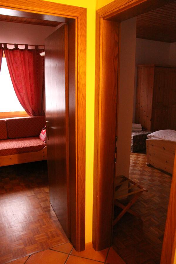 Garni Biancaneve Ruffre-Mendola ภายนอก รูปภาพ